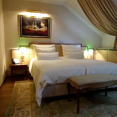 Mitra, Story 3* Ptuj