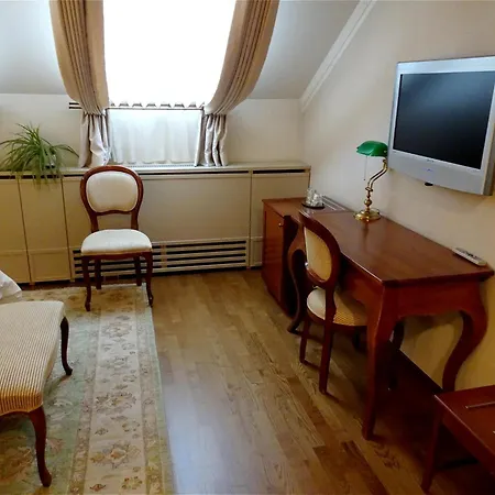 Mitra, Story Hotel 3*