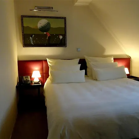 Mitra, Story 3* Ptuj