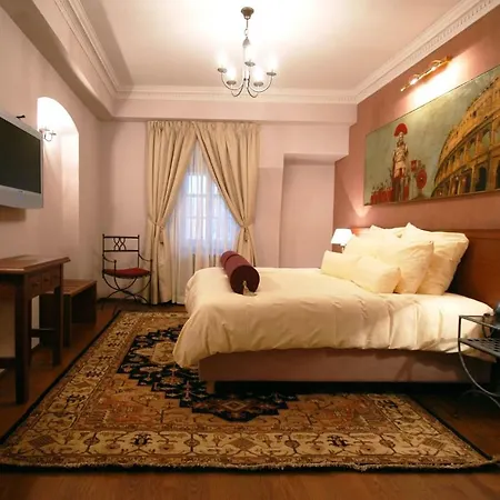 Mitra, Story Hotel 3*