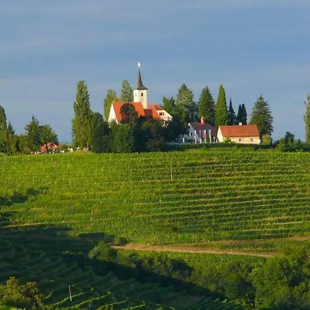 Mitra, Story 3* Ptuj