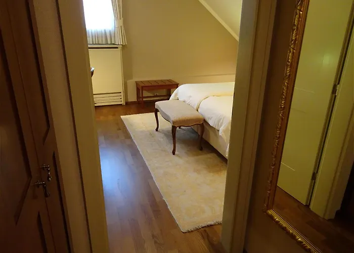 Mitra, Story Otel 3*