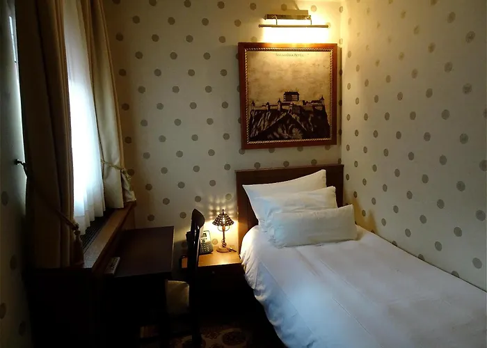 Mitra, Story Otel 3*