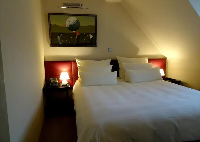 Mitra, Story 3* Ptuj