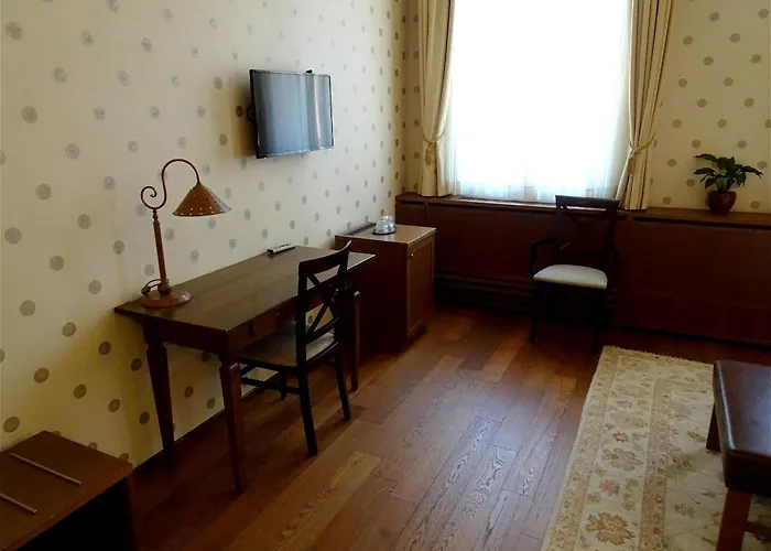 Ξενοδοχείο Mitra, Story Πτούι