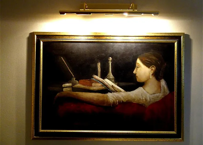 Otel Mitra, Story 3*