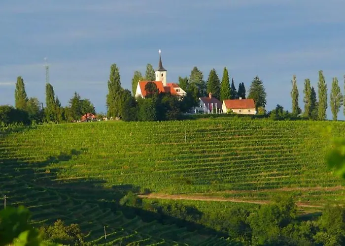 Mitra, Story 3* Ptuj